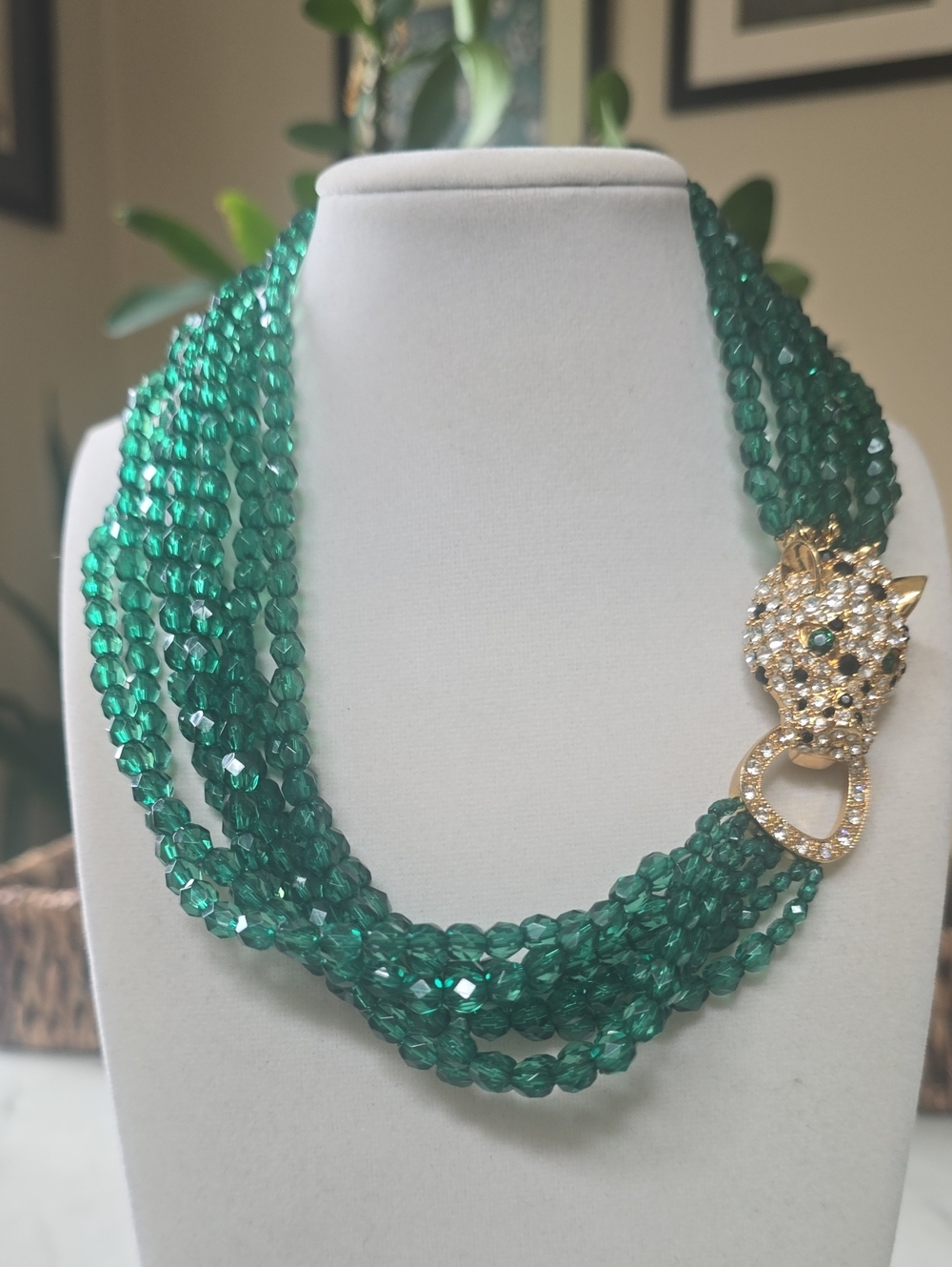 Emerald Multi-Strand Acrylic Necklace with Gold Leopard Clasp